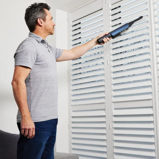 ASPIRABRICIOLE SENZA FILO SHARK WANDVAC 2.0 WV270EU