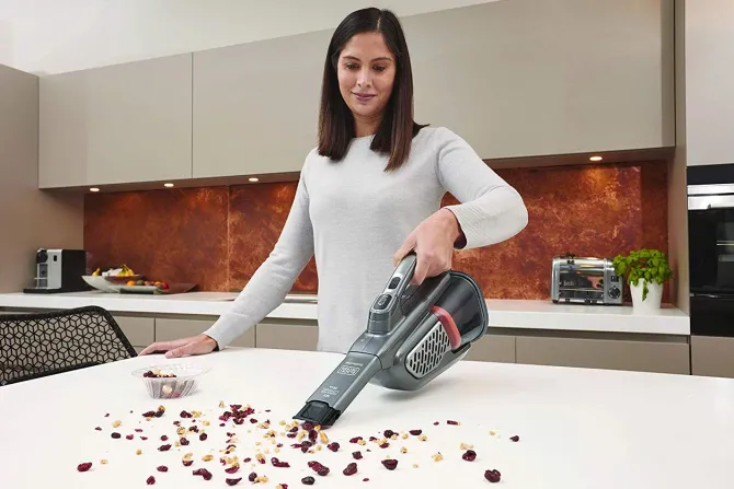 Aspiratore Black+Decker BHHV520BT-QW Ricaricabile 18 V Capacità Contenitore 700 ml Azione Ciclonica