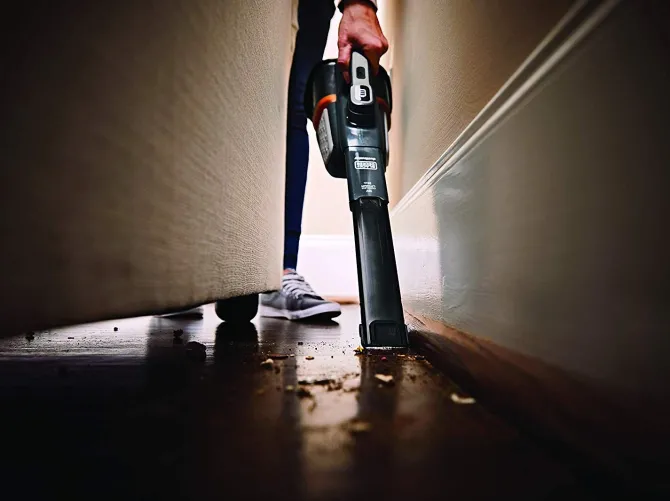 Aspiratore Black+Decker BHHV520BT-QW Ricaricabile 18 V Capacità Contenitore 700 ml Azione Ciclonica