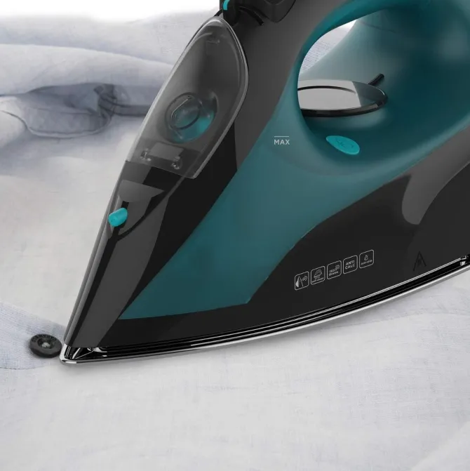 BLACK & DECKER - Ferro da stiro a vapore 2400W - BXIR2403E