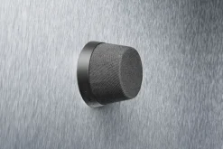 Cellularline Mag Speaker - Speaker Bluetooth magnetico 3W, autonomia 12 ore, compatibile Apple - Nero