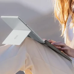 MICROSOFT - SURFACE PRO TASTIERA CON TASTO COPILOT + SLIM PEN - Platino