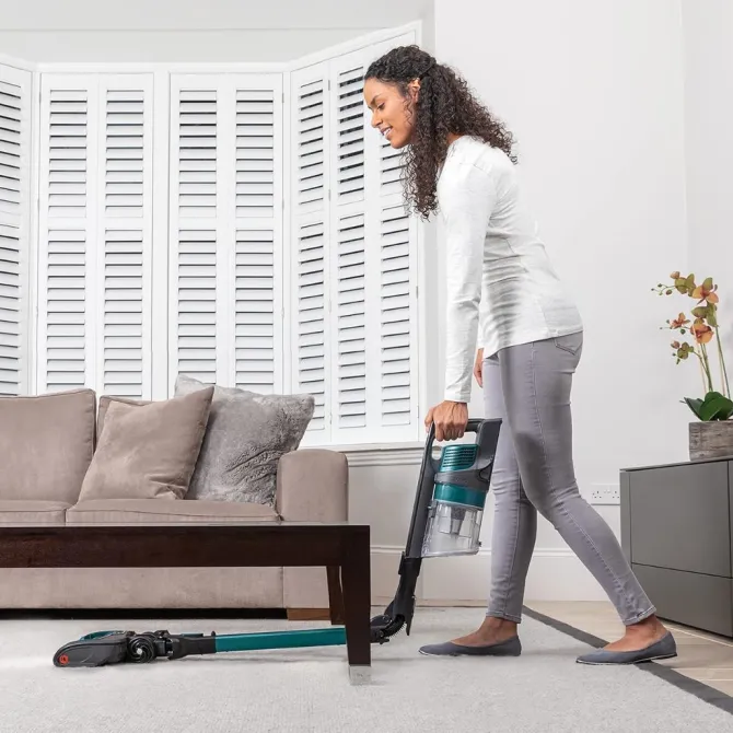 SHARK - ASPIRAPOLVERE SENZA FILO CON PET KIT IZ201EUT